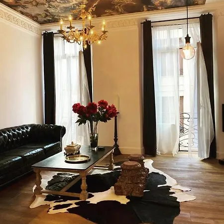 Purple Dog Suites-3