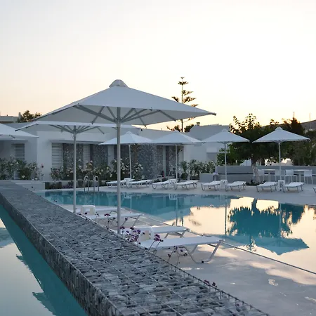 Relux Ios Hotel-2