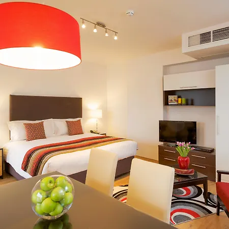 Escala Hotel&Suites-2