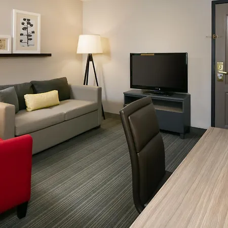 Country Inn & Suites By Radisson, Middleton - Madison West-2