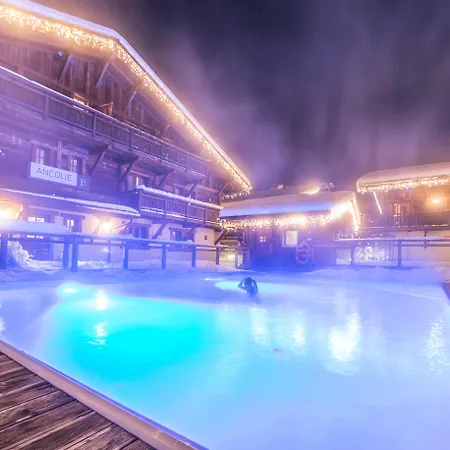 Les Loges Blanches Megeve-2