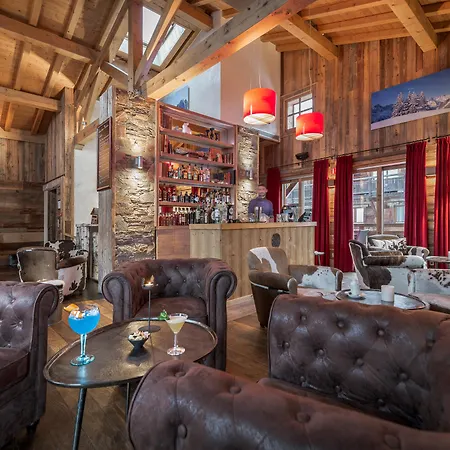 Les Loges Blanches Megeve-3