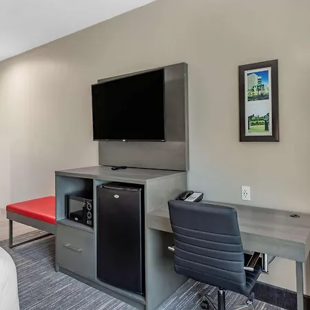Comfort Inn & Suites Olive Branch Old Towne-3