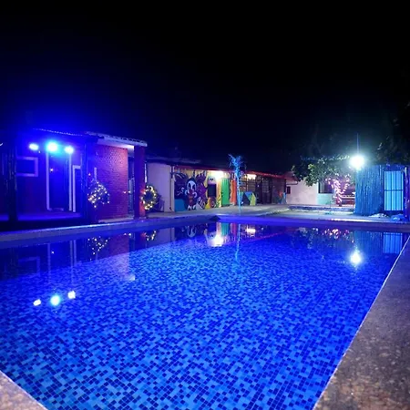 Creek Forest - Riverside Boutique Resort-3