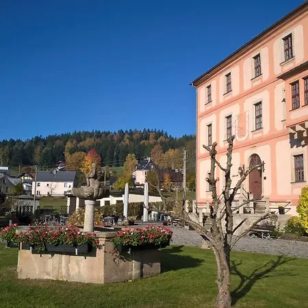 Hotel Garni Schloß Schönberg-3