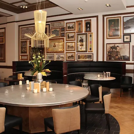 Hotel Indigo - Edinburgh - Princes Street By Ihg-3