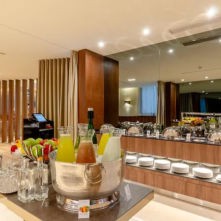 Turim Boulevard Hotel (Adults Only)-3
