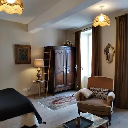 Le Logis de Saint Cyr-2