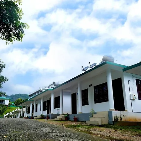 Mountain View Cottage Mankulam-3