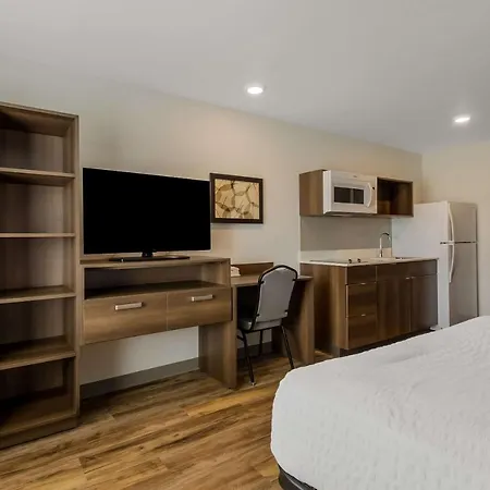 Woodspring Suites Roanoke-3