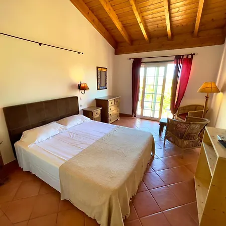 Quinta do Mar - Country&Sea Village-3