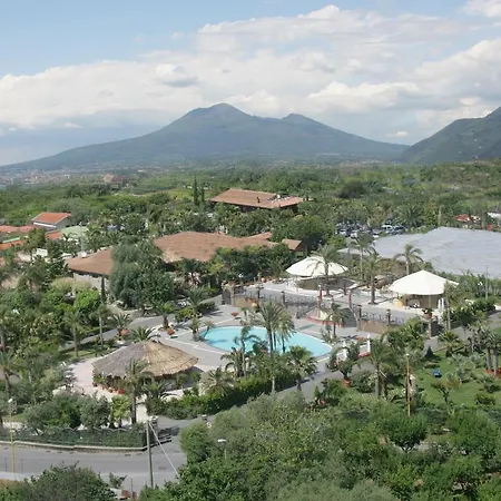 Villa Delle Camelie-3