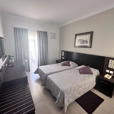 Grand Harbour Hotel-2