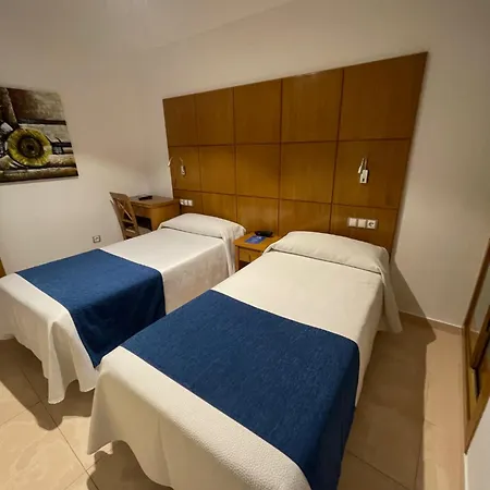 Hotel Tio Pepe-3