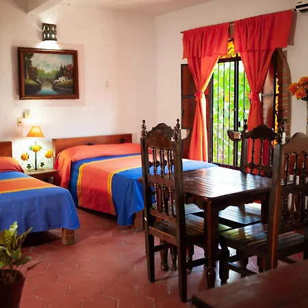 Hotel Azteca-2