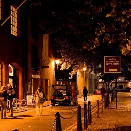 Yha Bristol-3