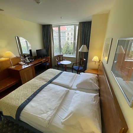 Ramada Prague City Centre-2