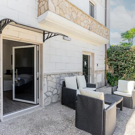 Pietramare Luxury Suites-2