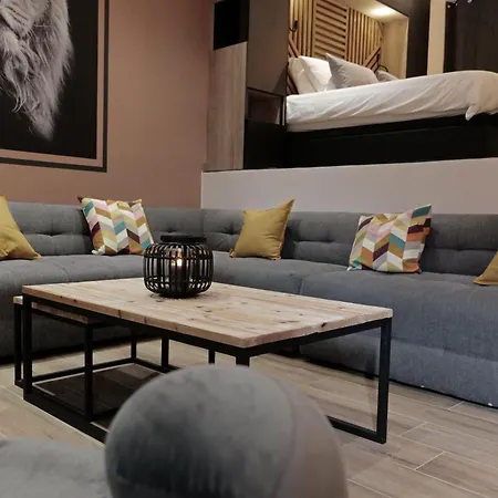 Zanzibar Suite-3