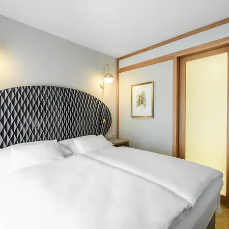 Grand Hotel Union Eurostars-3
