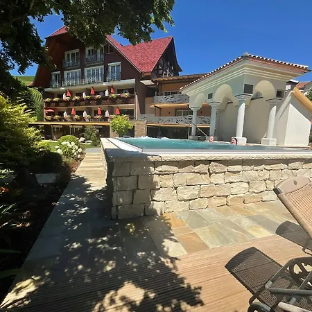 Hotel Rebstock Durbach-2