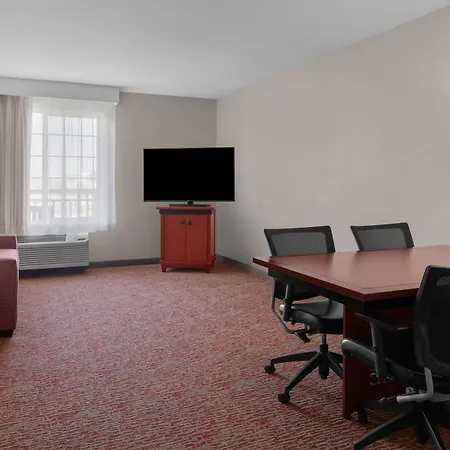 Larkspur Landing Extended Stay Suites Campbell-3