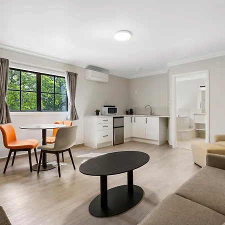Stay 284 Rotorua - Refurbished Modern Accommodation-2