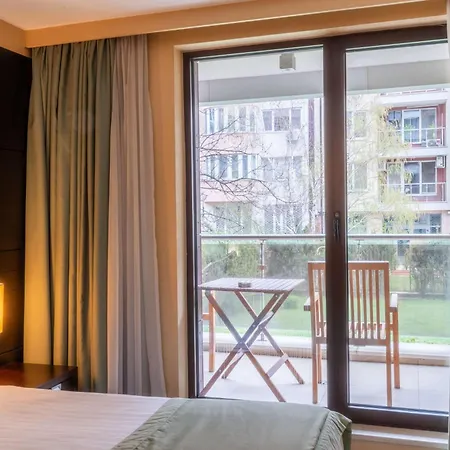 Best Western Plus Olives City Hotel - Free Pool & Parking-3