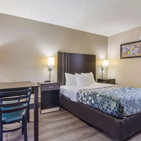 Econo Lodge Garner - Raleigh-3
