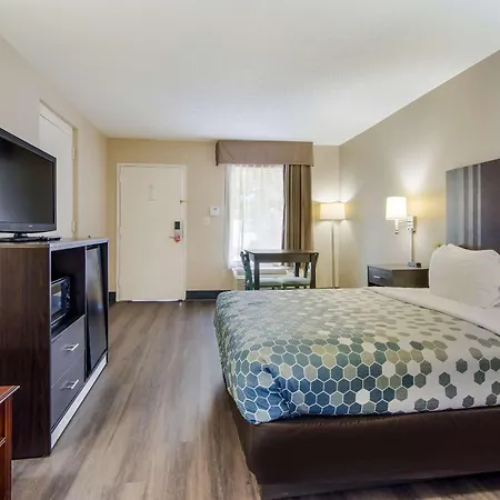 Econo Lodge Garner - Raleigh-2