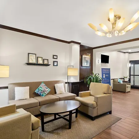 Sleep Inn & Suites Bush Intercontinental - Iah East-2