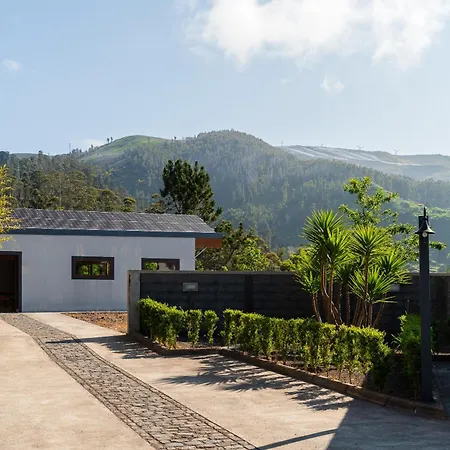 Rochão Village by Rent2U, Lda-2