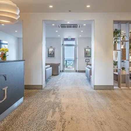 Best Western Premier Hotel Prince De Galles-3