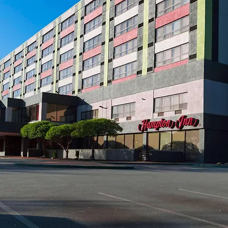 Hampton Inn Boston-Natick-3
