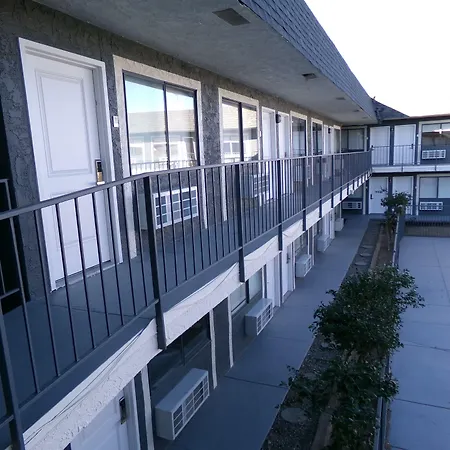 Clarion Pointe Ridgecrest Near China Lake Naval Station-2