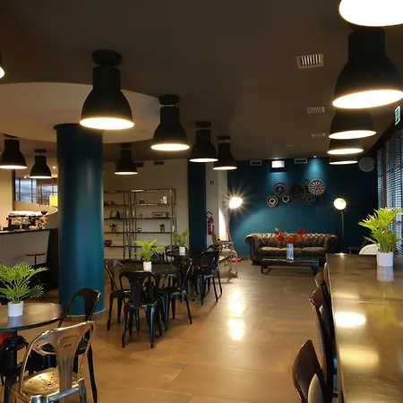 La Meridiana Bleisure Hotel-2