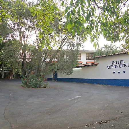Hotel Aeropuerto-3