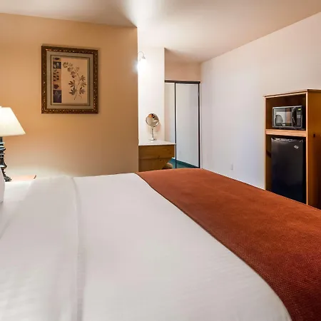 Best Western Plus Hartford Lodge-2
