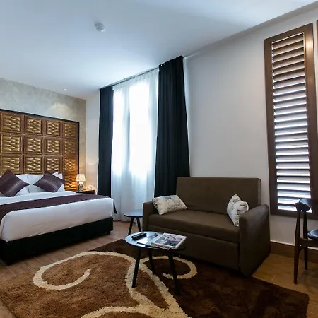 Belllo Hotel Jb Central-2