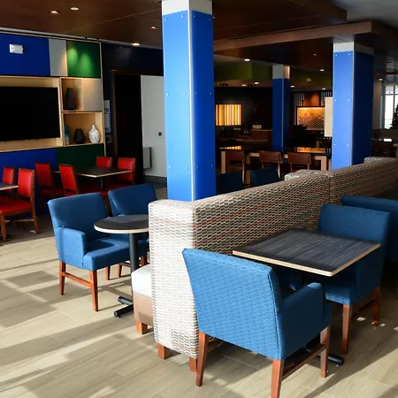 Holiday Inn Express & Suites - Pittsburgh - Monroeville By Ihg-3
