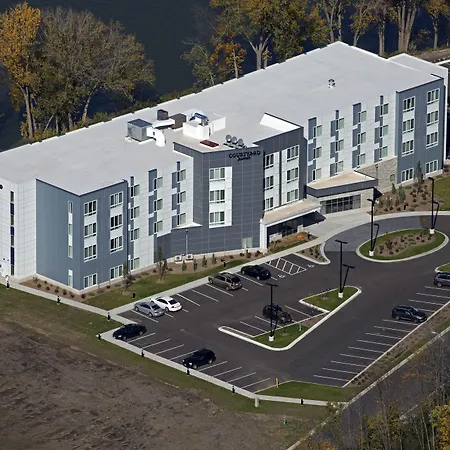 Courtyard By Marriott Appleton Riverfront-2