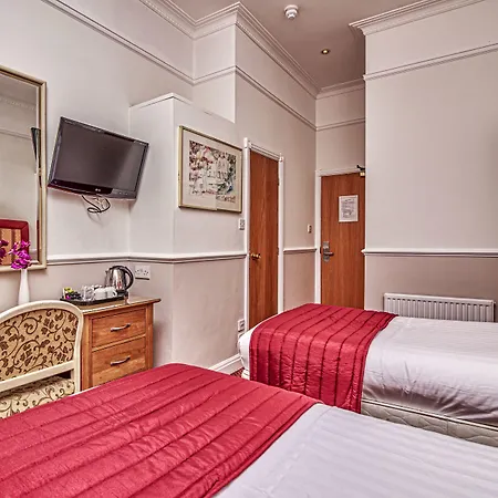 Hyde Park Radnor Hotel B&B-3