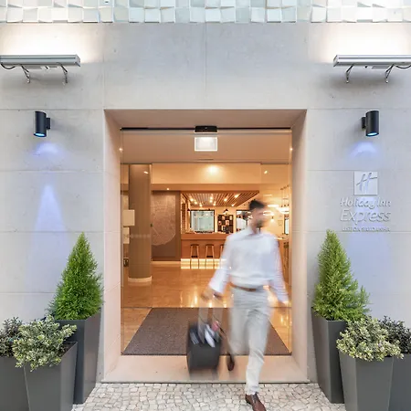 Holiday Inn Express - Lisbon - Plaza Saldanha By Ihg-3