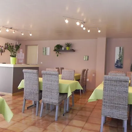 Hotel Les Pins-3