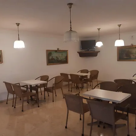 Hotel Castella-3