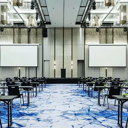 The Langham, Gold Coast And Jewel Residences-3