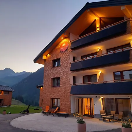 Alpin - Studios & Suites-2