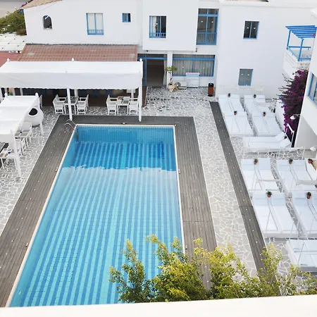 Tasmaria Aparthotel-3