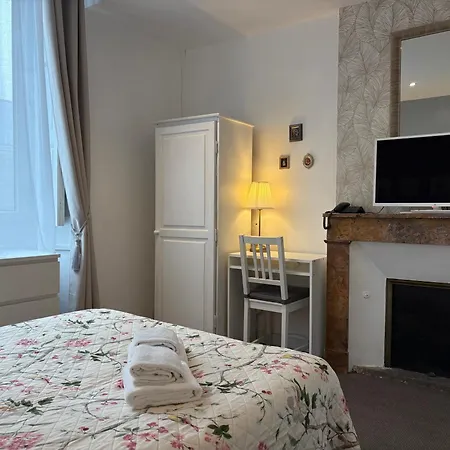 Hotel Saint Yves-2
