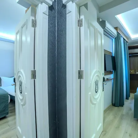 Hotel Black Tulip-2
